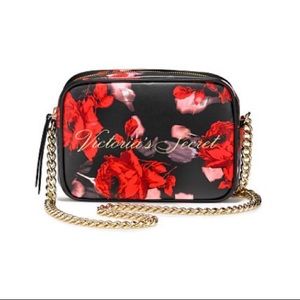 NWT 🌹CYBER MONDAY 🌹Bold Floral Crossbody Bag
